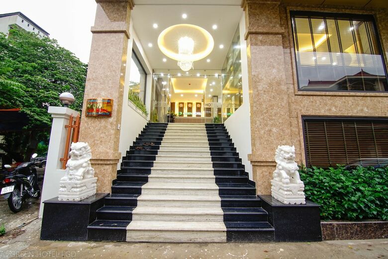 Green Hadong Hotel