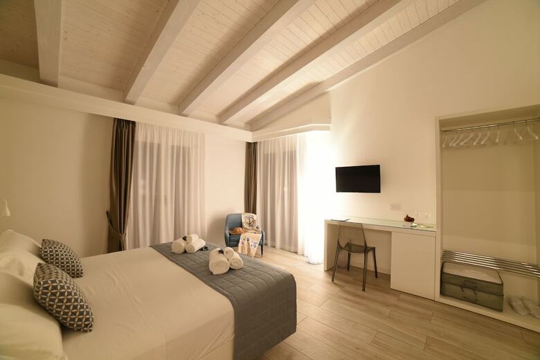 Hotel La Torre Del Mulino Accomodation