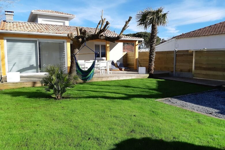 Villa Avec Vue Sur Le Bassin