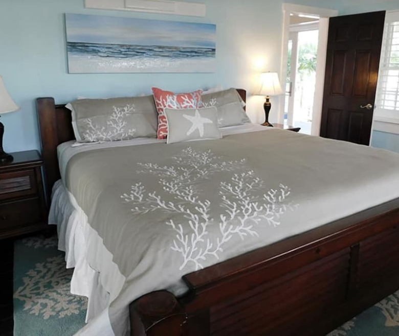 Valentines Resort & Marina