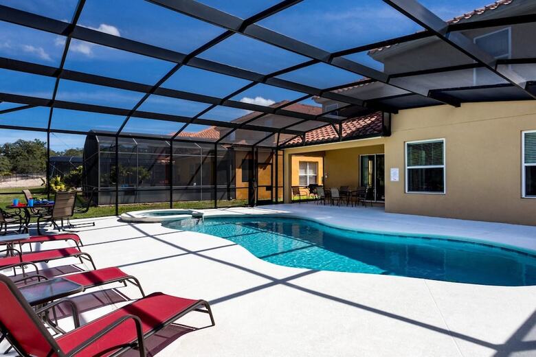 Paradise Found House 6 Bedroom