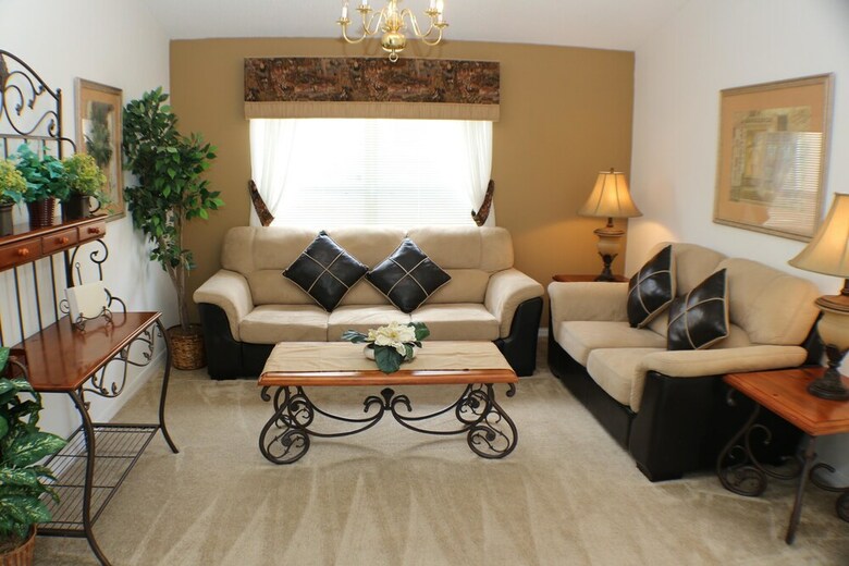 Sunflower Holiday Home 5 Bedroom