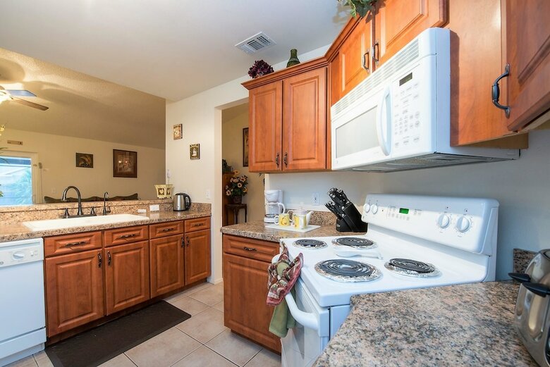Tropical Breeze House 3 Bedroom