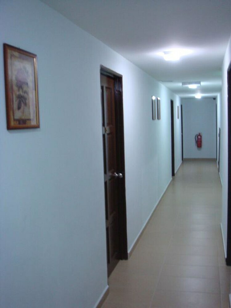 Dajie Avenue Hotel