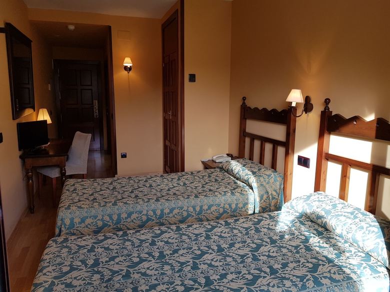 Hotel Cotiella