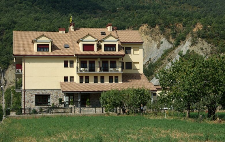 Hotel Cotiella