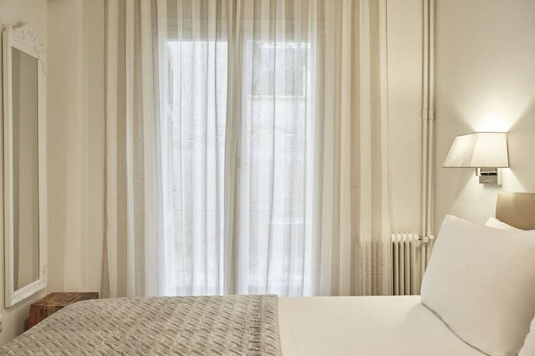 Cozy And Bright Apartment In Kolonaki