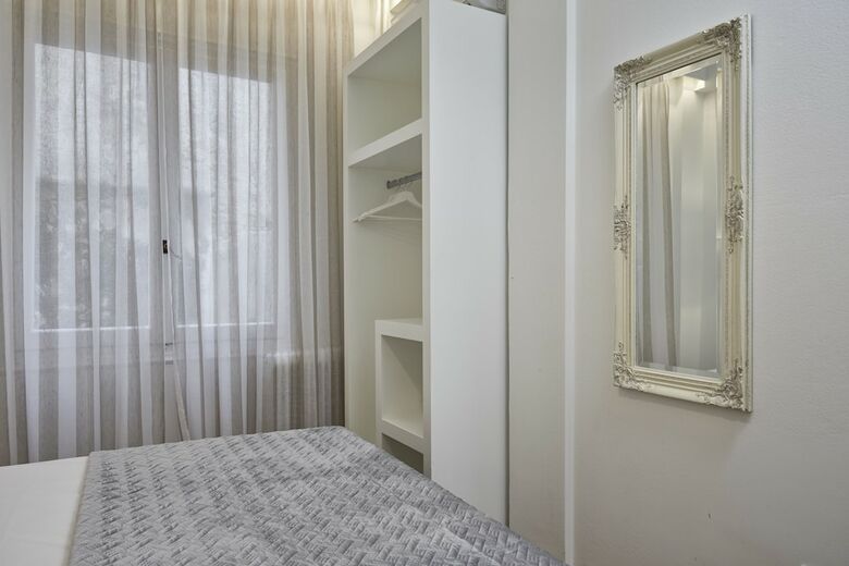 Cozy And Bright Apartment In Kolonaki