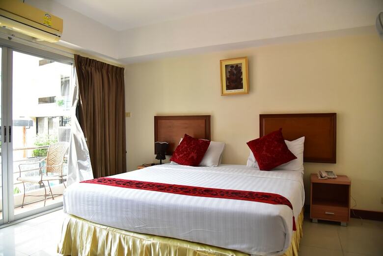 Rajadhani Hotel Pattaya