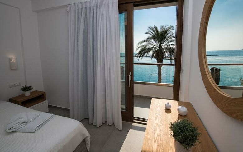 Natura Luxury Boutique Hotel Skopelos