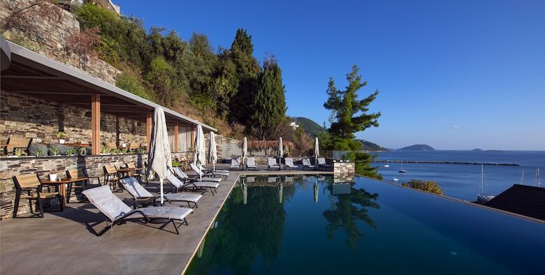Natura Luxury Boutique Hotel Skopelos