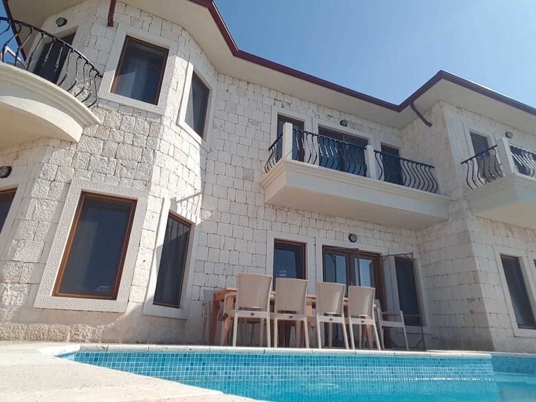 Villeamira 1