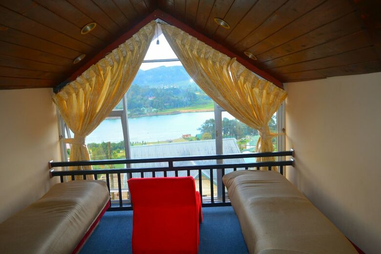 Hotel Hill Paradise