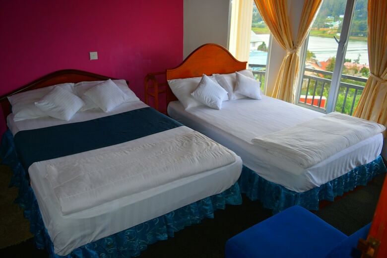 Hotel Hill Paradise