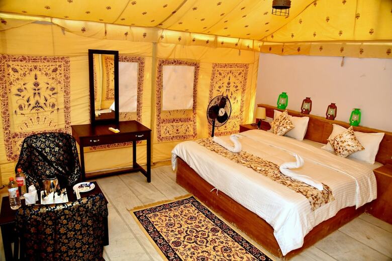 Desert Dream Royal Camp