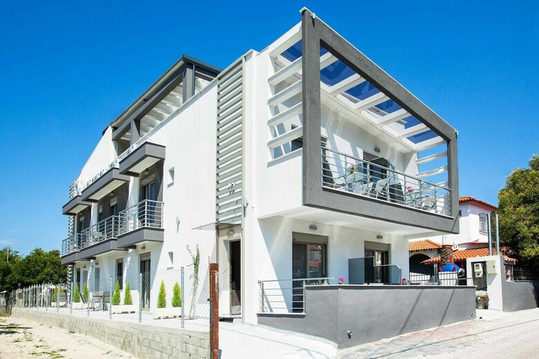 Apartamentos Nymphes Deluxe Accommodation