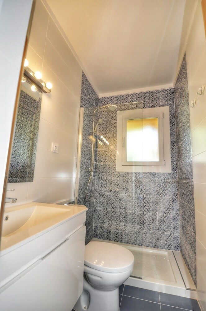 Big Apartment Caprabo