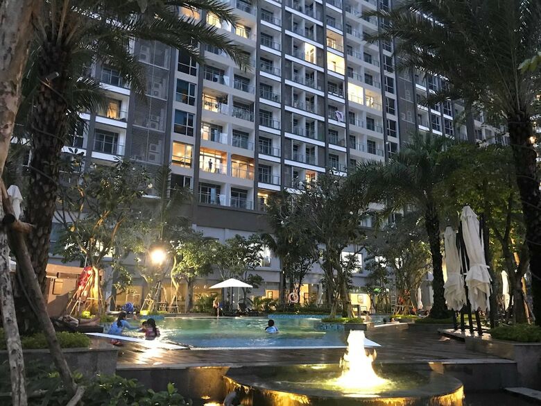 Aparthotel Vinhomes Central Park - Luxury Apartment