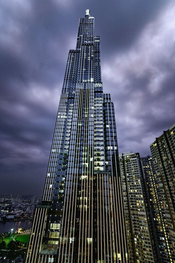 Aparthotel Vinhomes Central Park - Luxury Apartment
