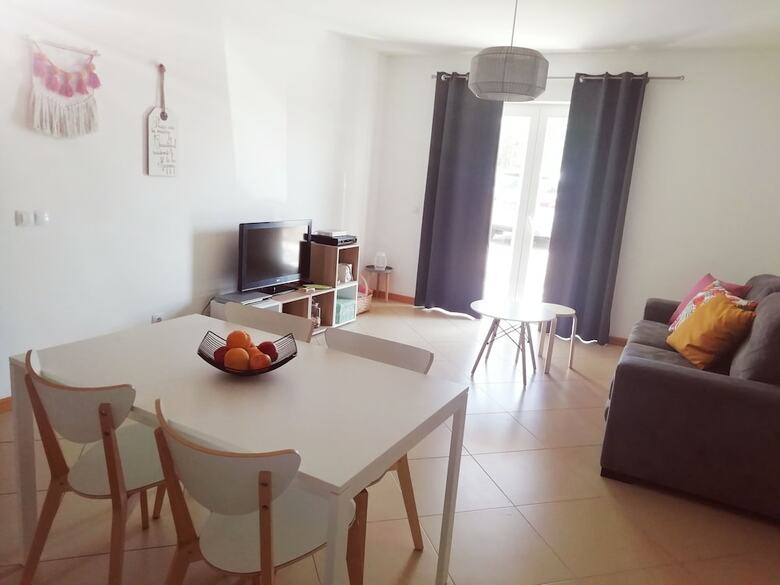Cabanas Gardens - One Bedroom Apartment