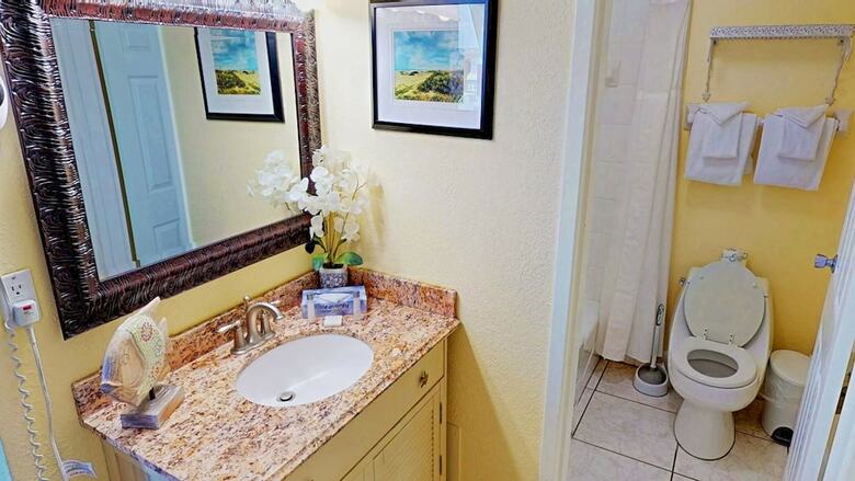 Hotel Island Inn Beach Resort
