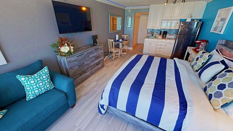 Hotel Island Inn Beach Resort