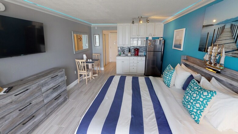 Hotel Island Inn Beach Resort