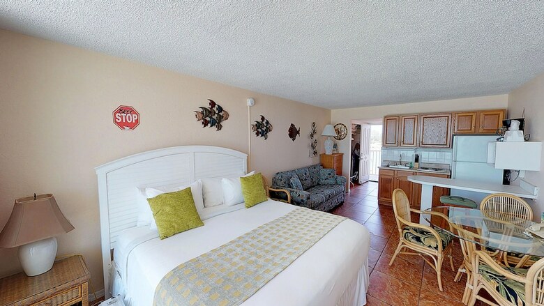 Hotel Island Inn Beach Resort