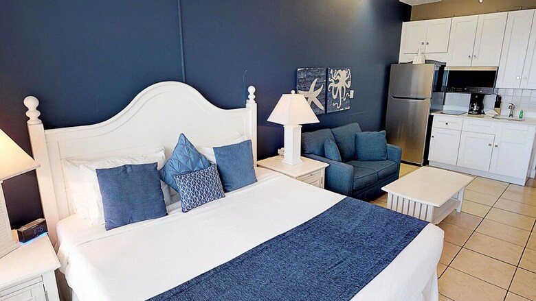 Hotel Island Inn Beach Resort