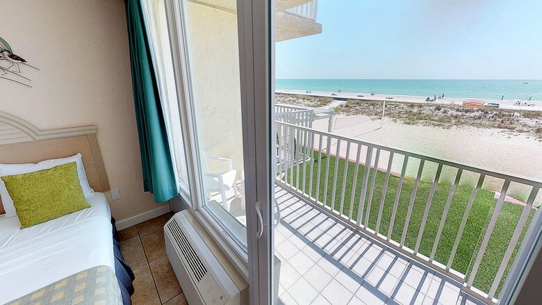 Hotel Island Inn Beach Resort