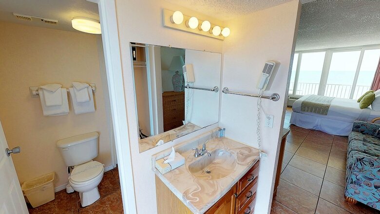 Hotel Island Inn Beach Resort