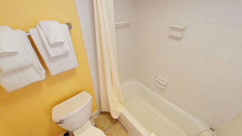 Hotel Island Inn Beach Resort