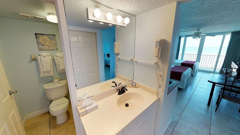 Hotel Island Inn Beach Resort