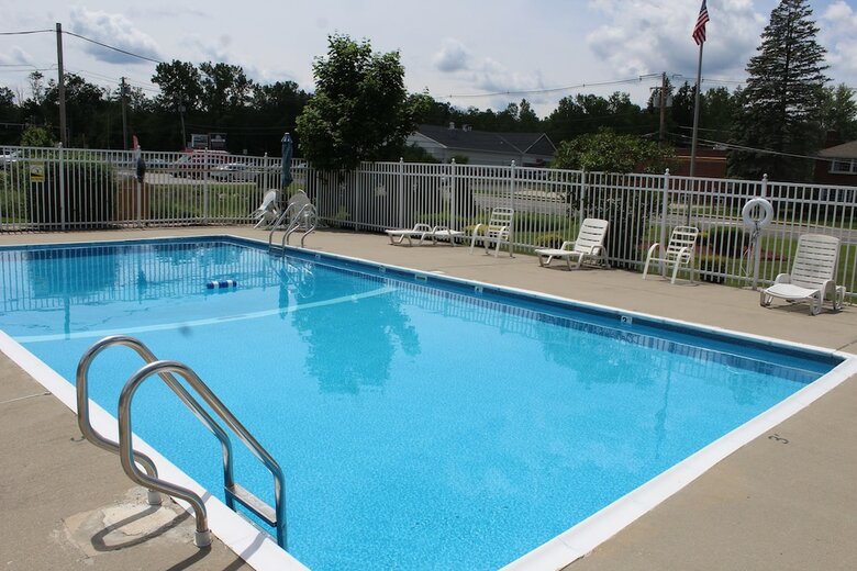 Motel Howard Johnson By Wyndham Lenox