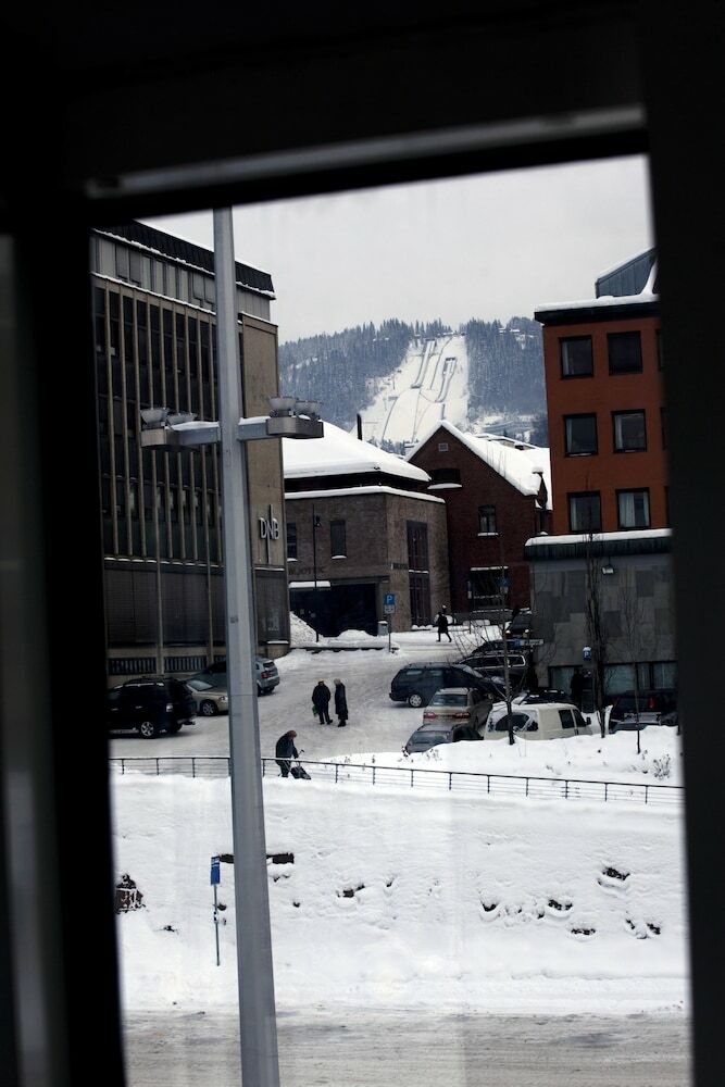 Hostal Lillehammer Station Hotel & Hostel