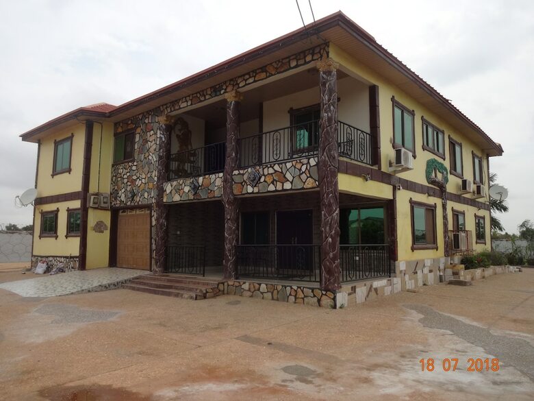 Nordik Palace Bed & Breakfast