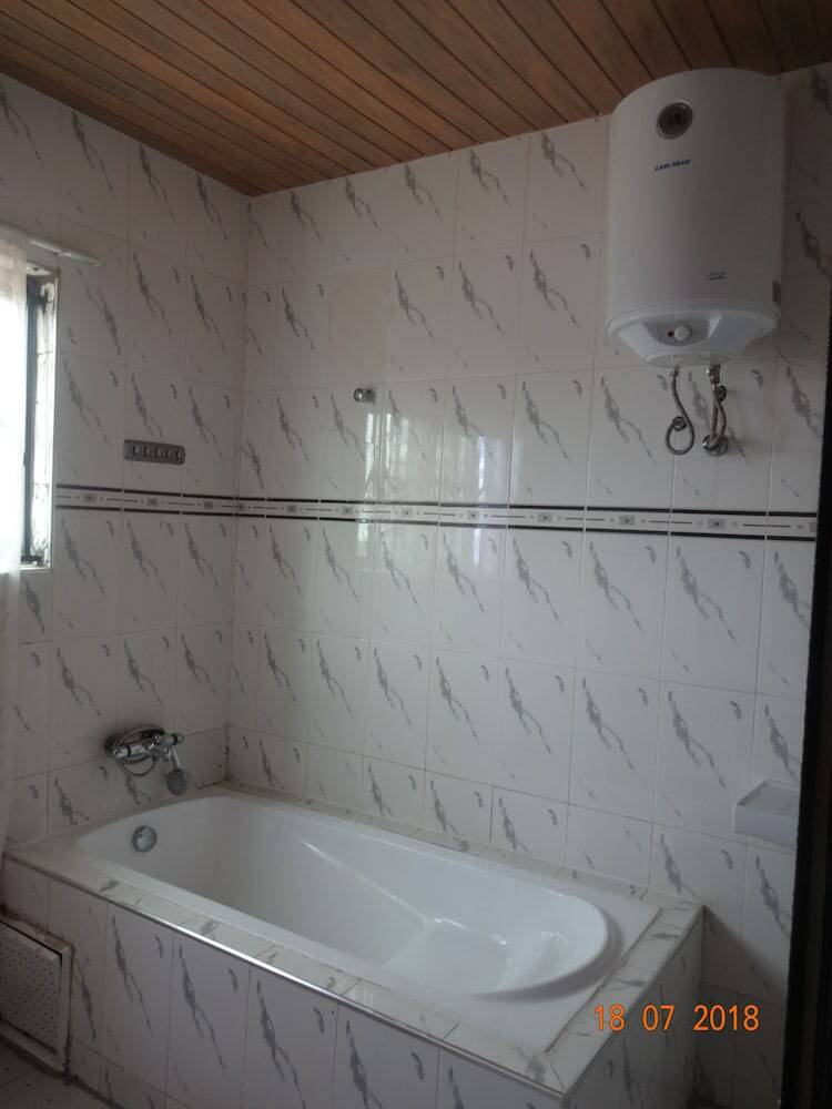 Nordik Palace Bed & Breakfast