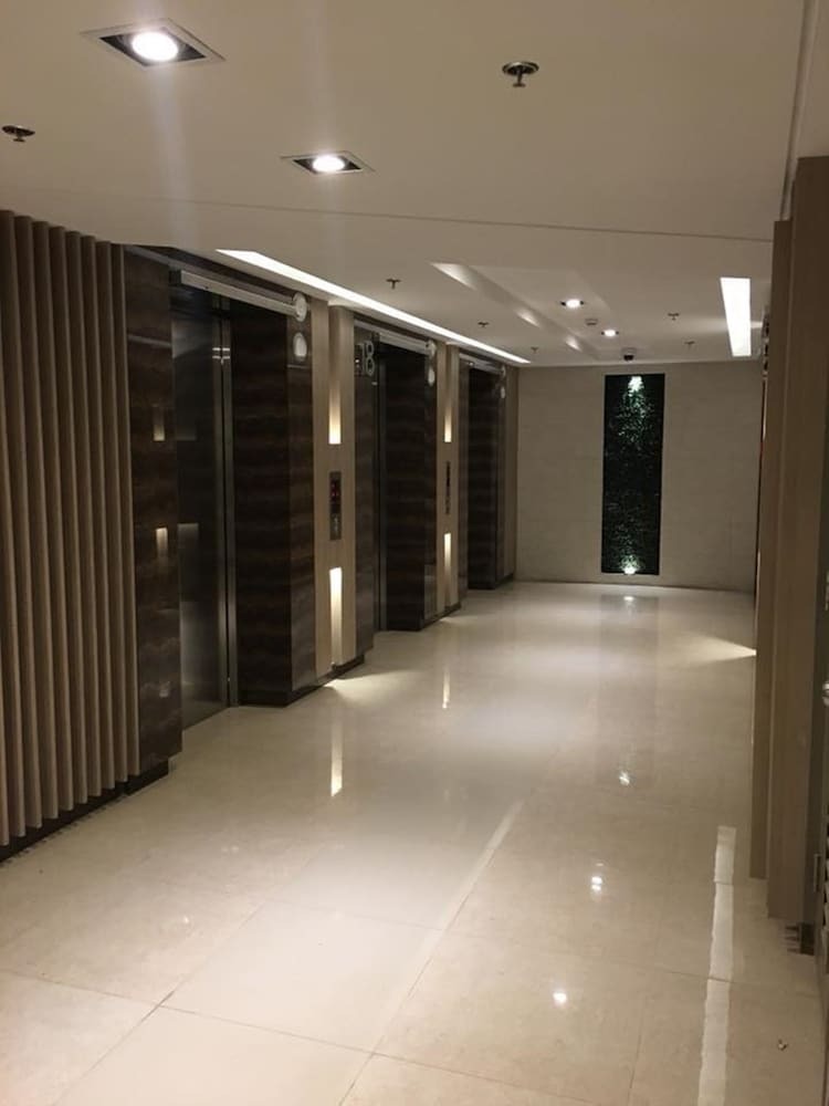 5 Star Luxury Condo Shore Residences