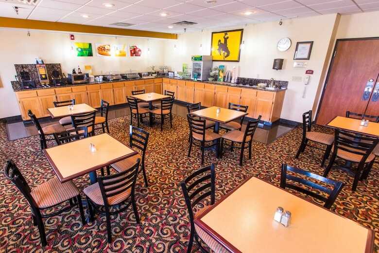 Hotel Quality Inn & Suites University