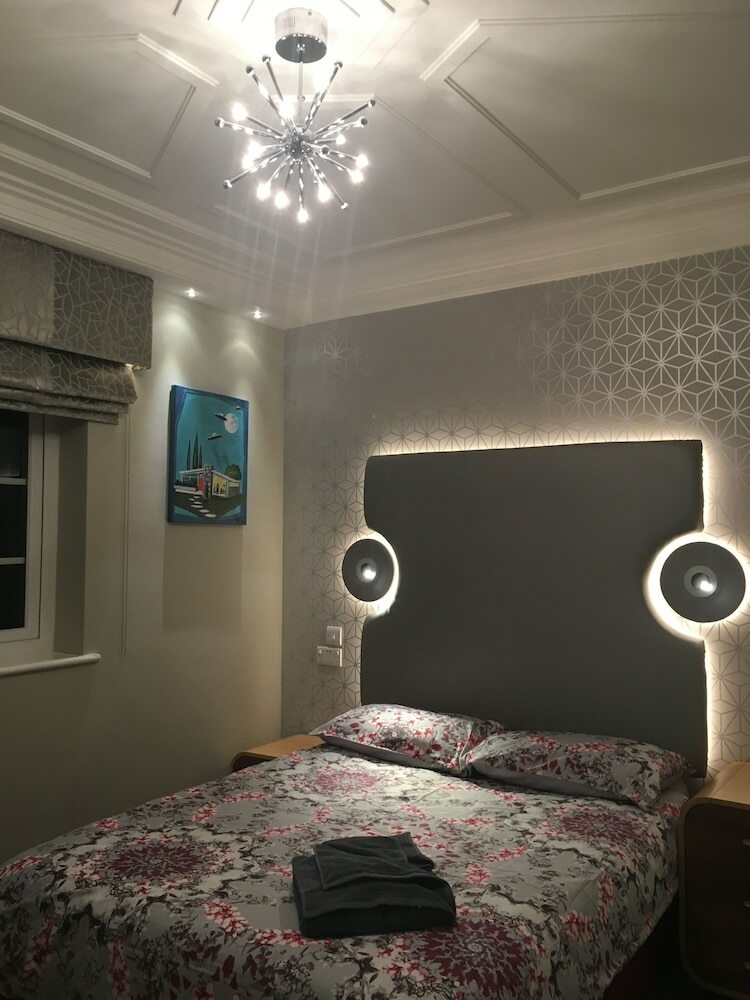 Hotel Melford House