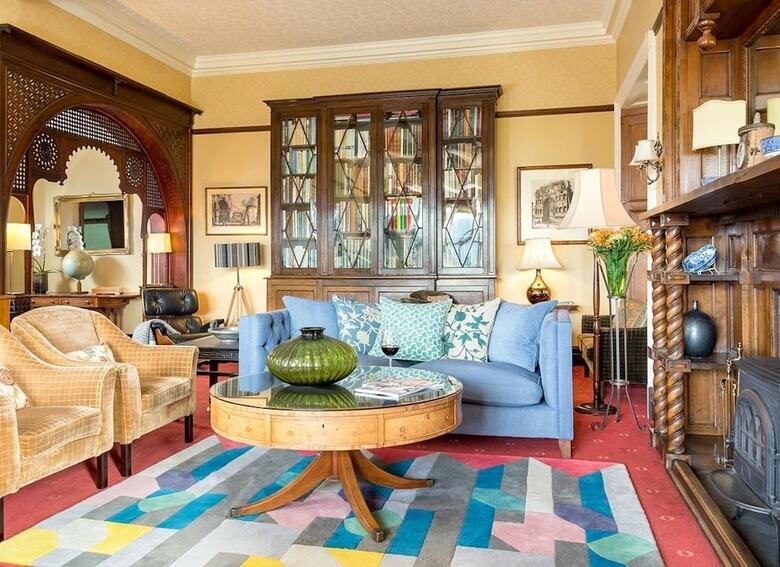 Hotel Ravenstone Manor