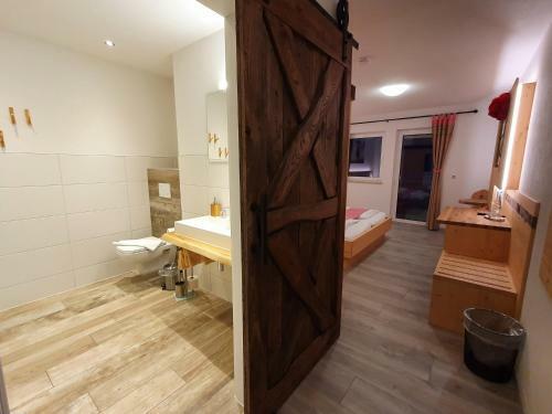 Hostal Gasthaus Zum Hirschen