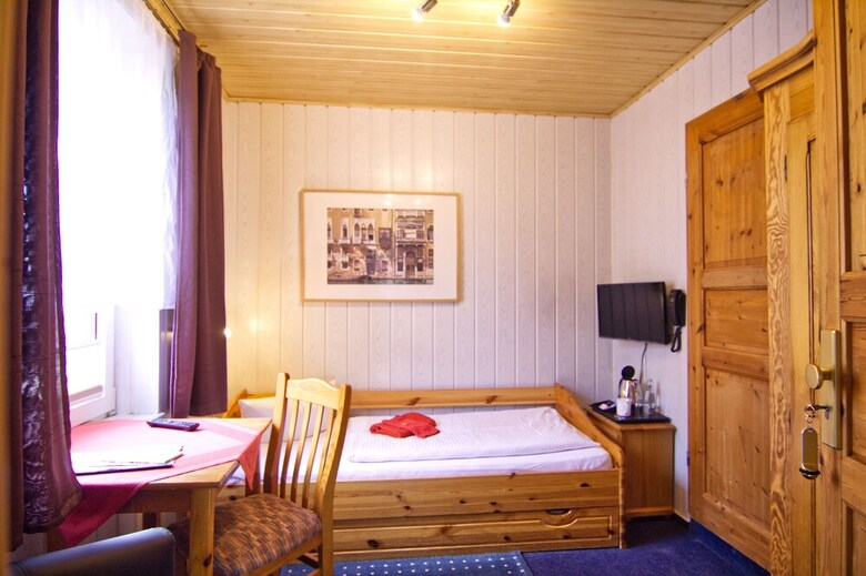 Hostal Esprit Hotel