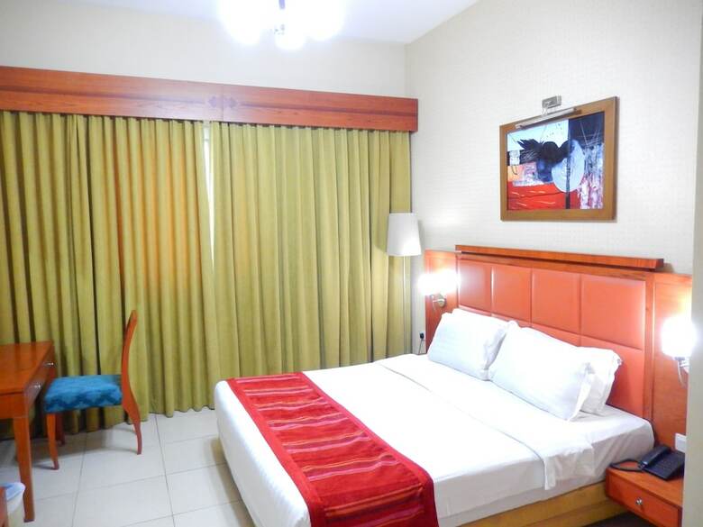 Westzone Plaza Hotel Apartments