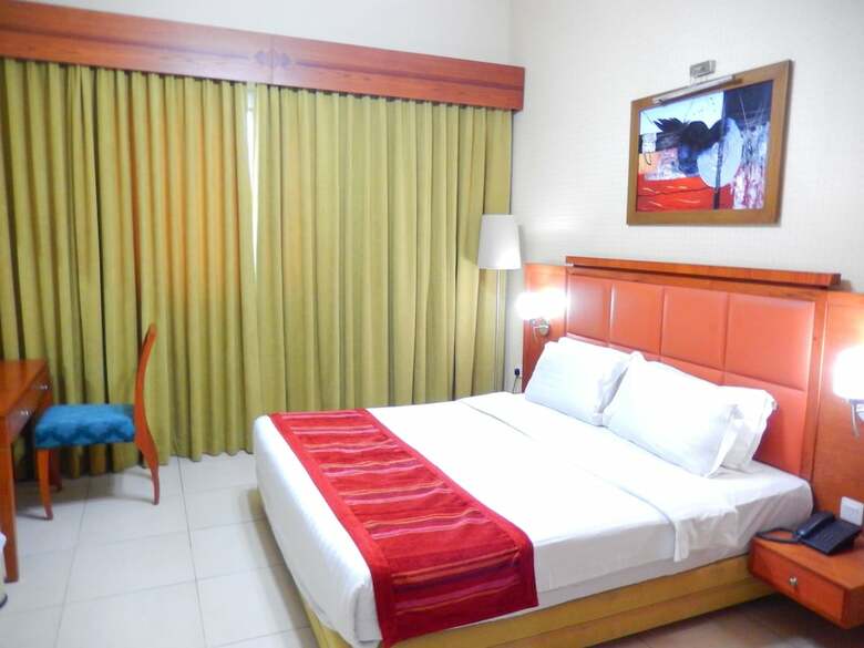 Westzone Plaza Hotel Apartments