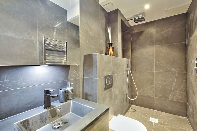 Apartamento 70 - Authentic Parisian Flat