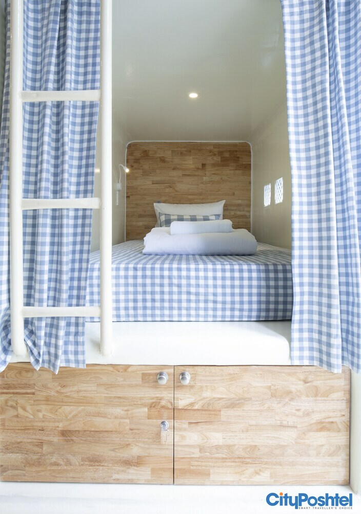 Hostal City Poshtel