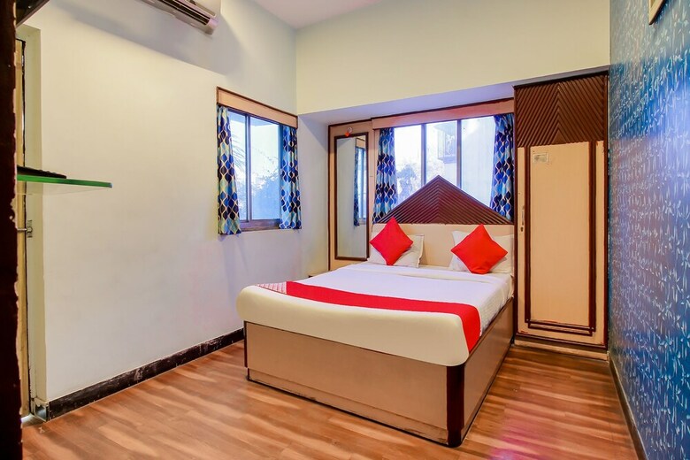Oyo 12273 Hotel Indraprastha