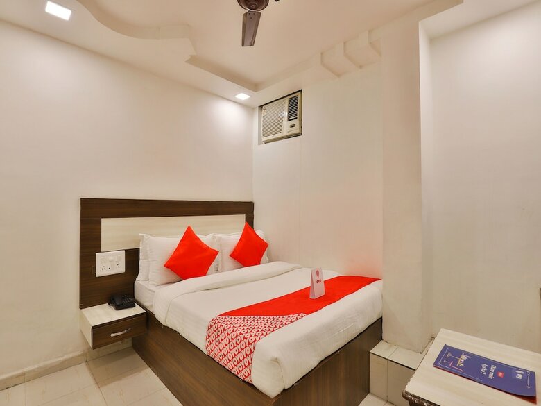 Hotel Oyo 13141 Aniket Inn