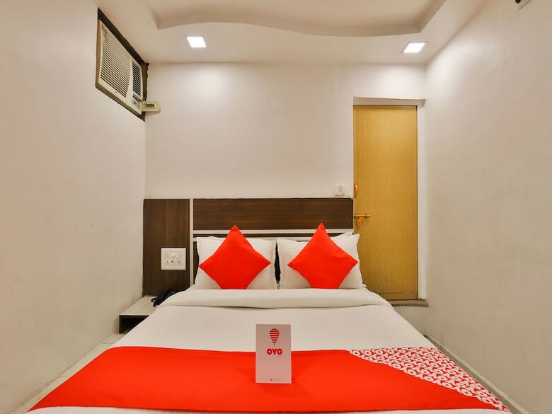 Hotel Oyo 13141 Aniket Inn